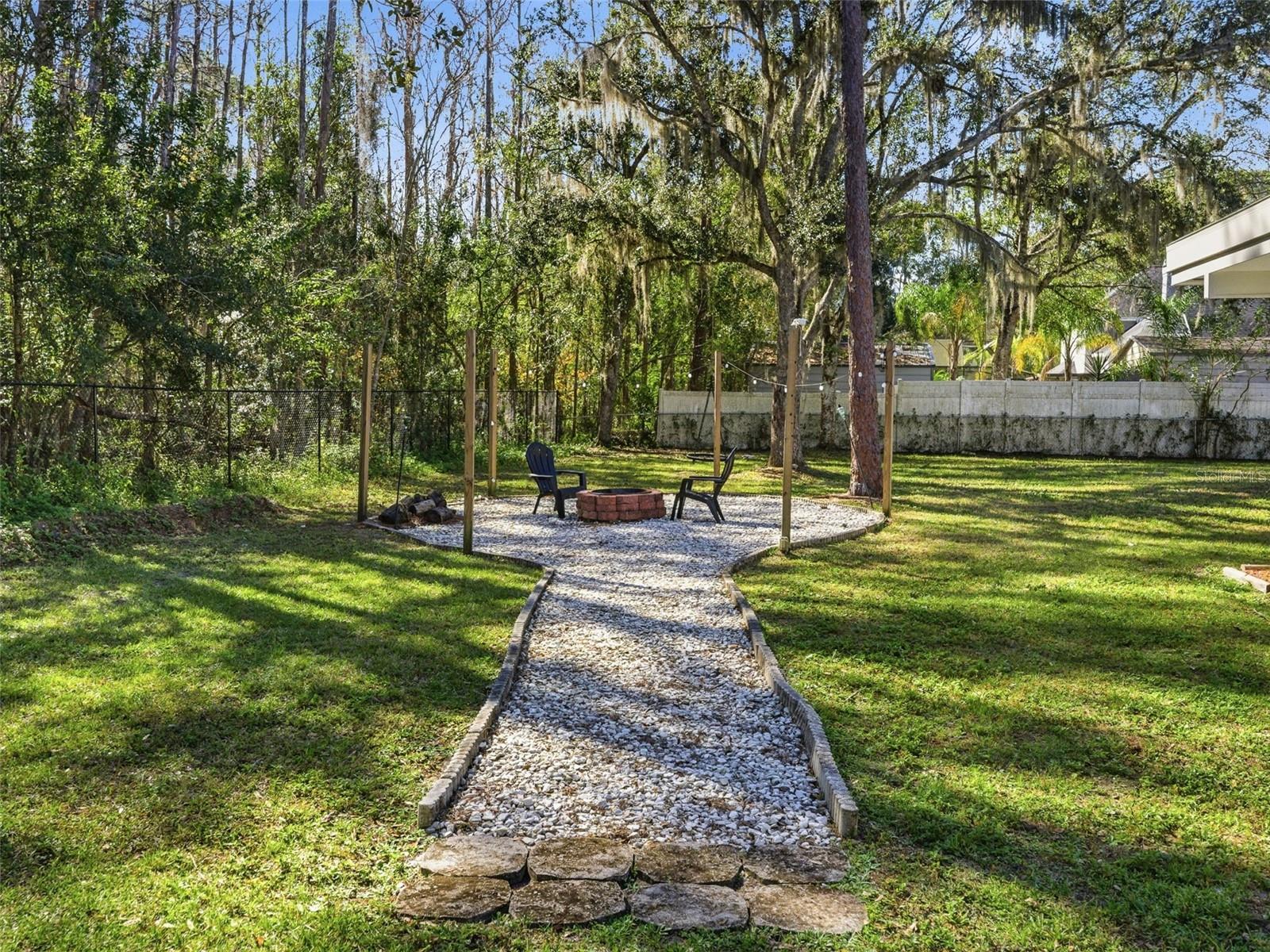 1566 WOODFIELD CT, LUTZ, FL, 33558