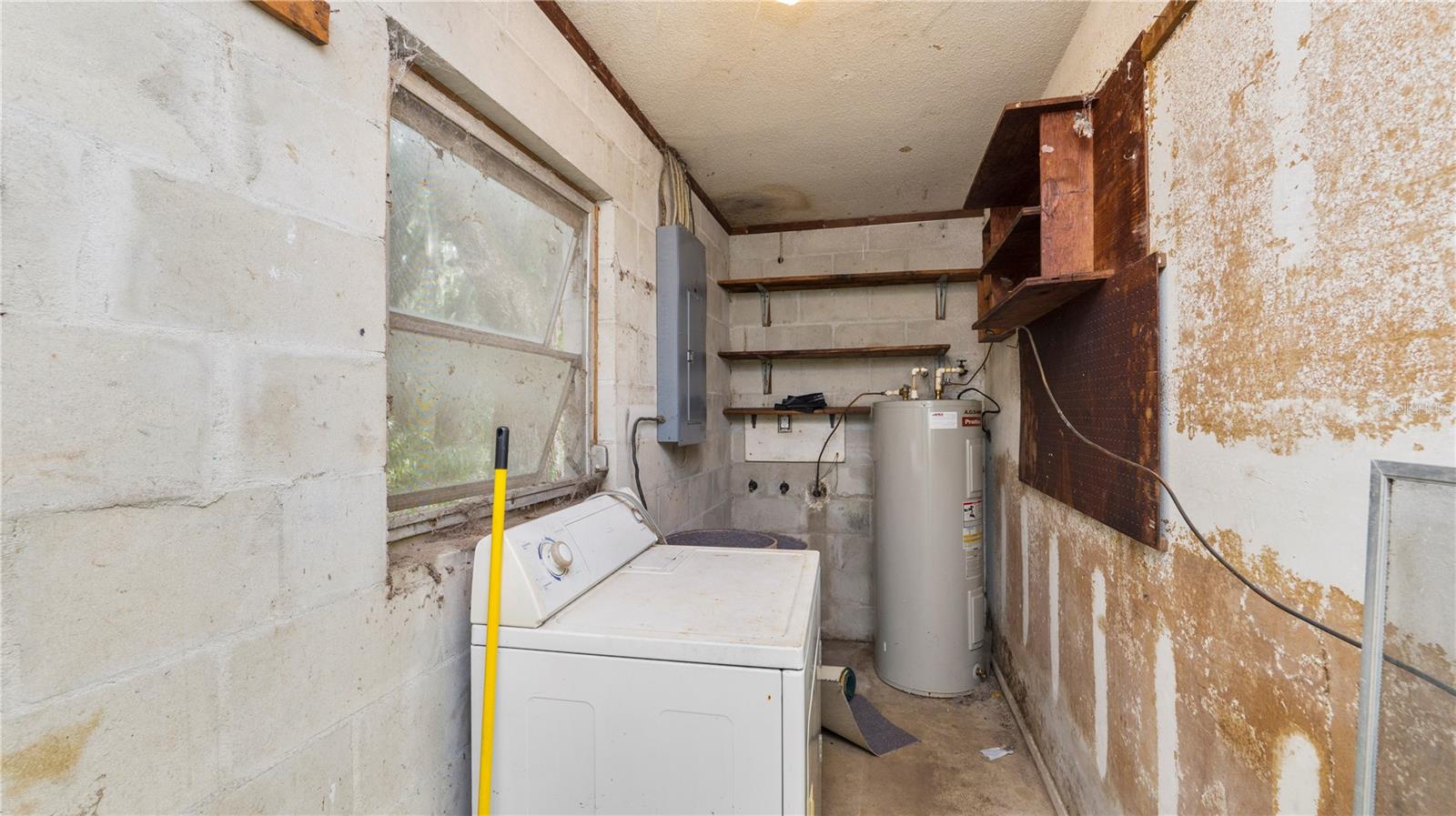 2005 W PIPKIN ROAD, LAKELAND, FL, 33811