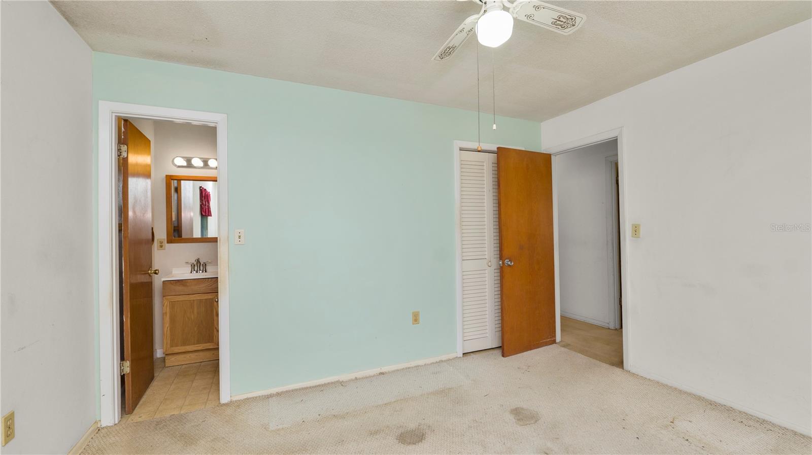 2005 W PIPKIN ROAD, LAKELAND, FL, 33811