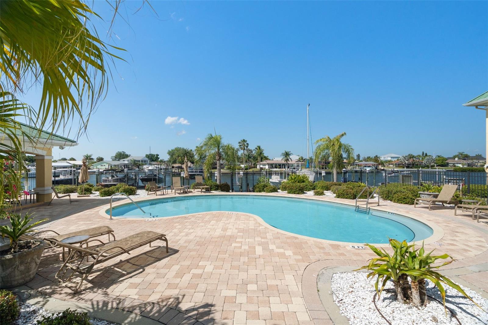 6420 SUNSET BAY CIR, APOLLO BEACH, FL, 33572