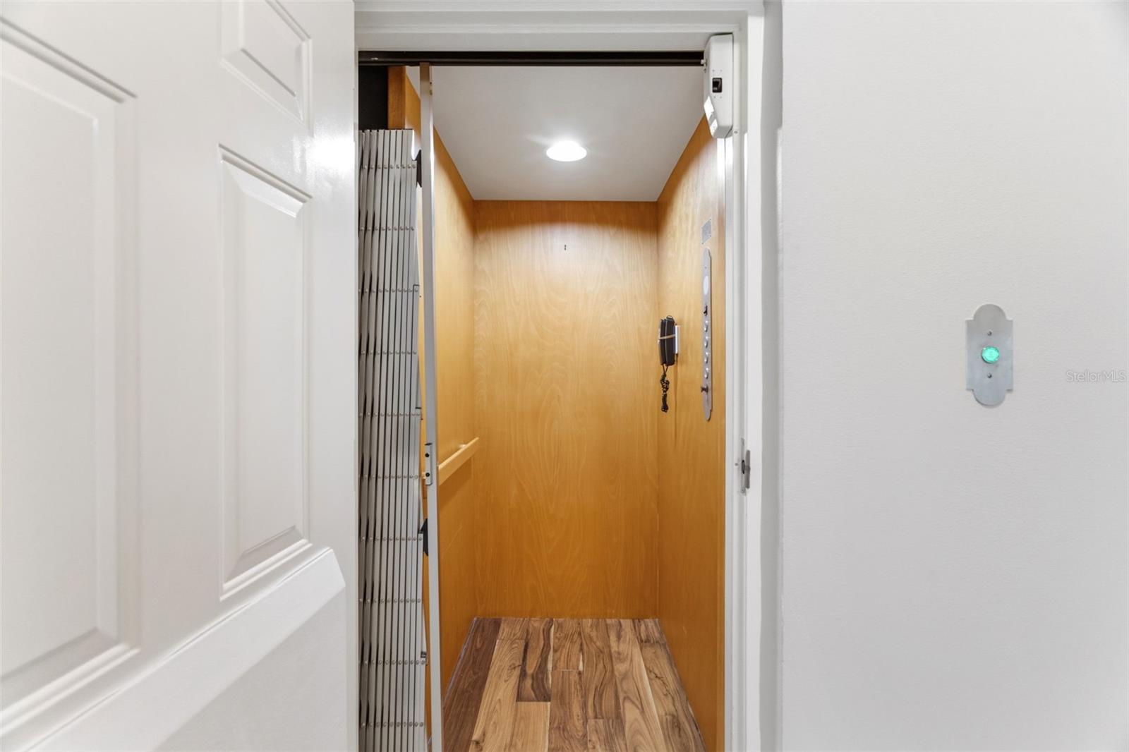 6420 SUNSET BAY CIR, APOLLO BEACH, FL, 33572