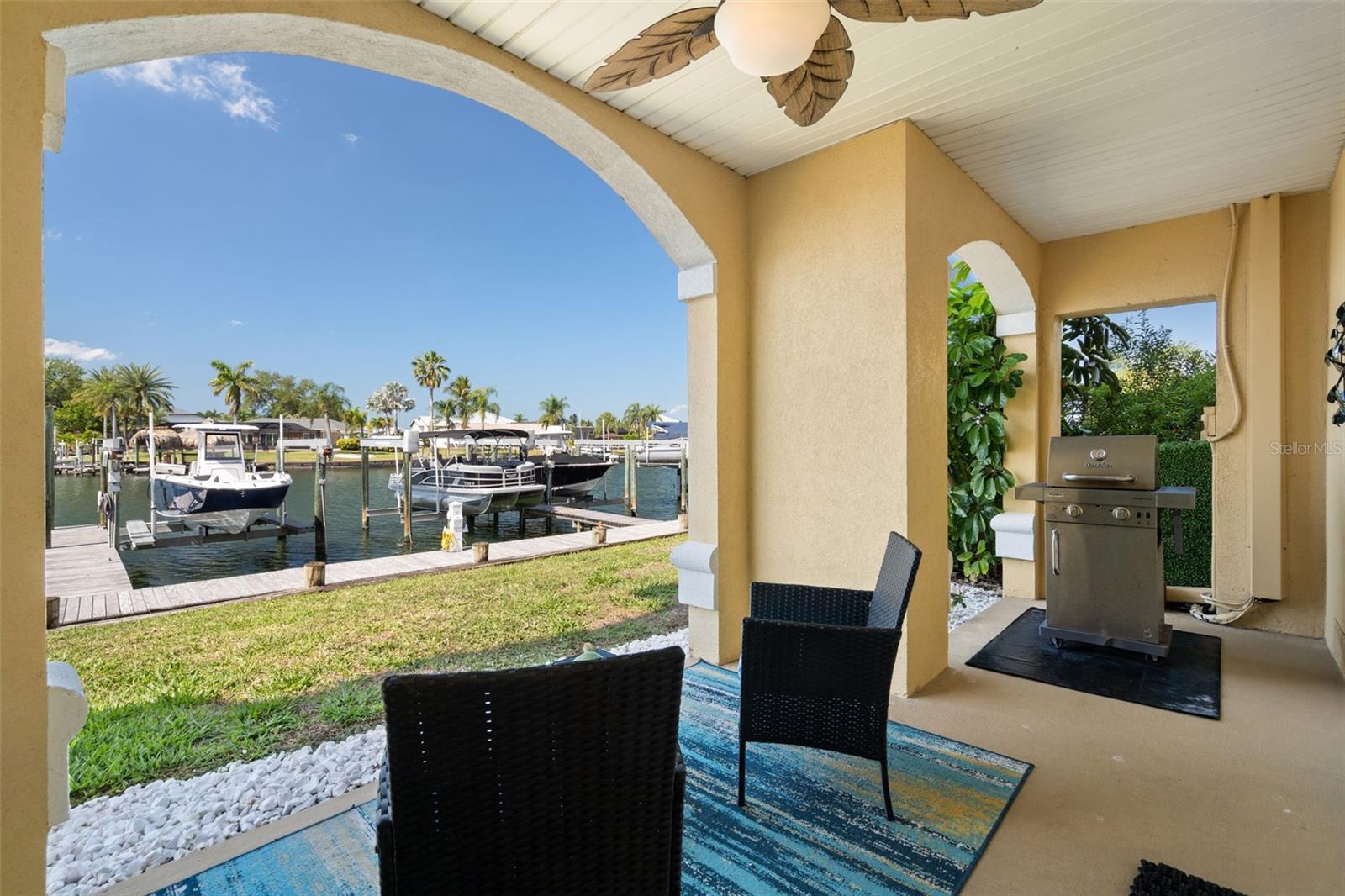 6420 SUNSET BAY CIR, APOLLO BEACH, FL, 33572