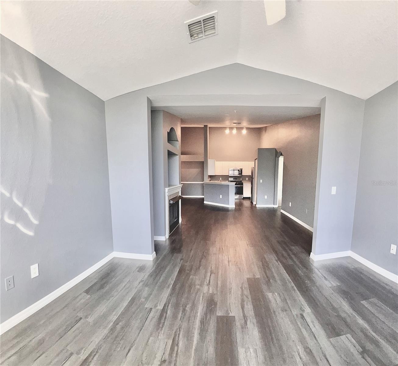 3361 S KIRKMAN RD #821, ORLANDO, FL, 32811