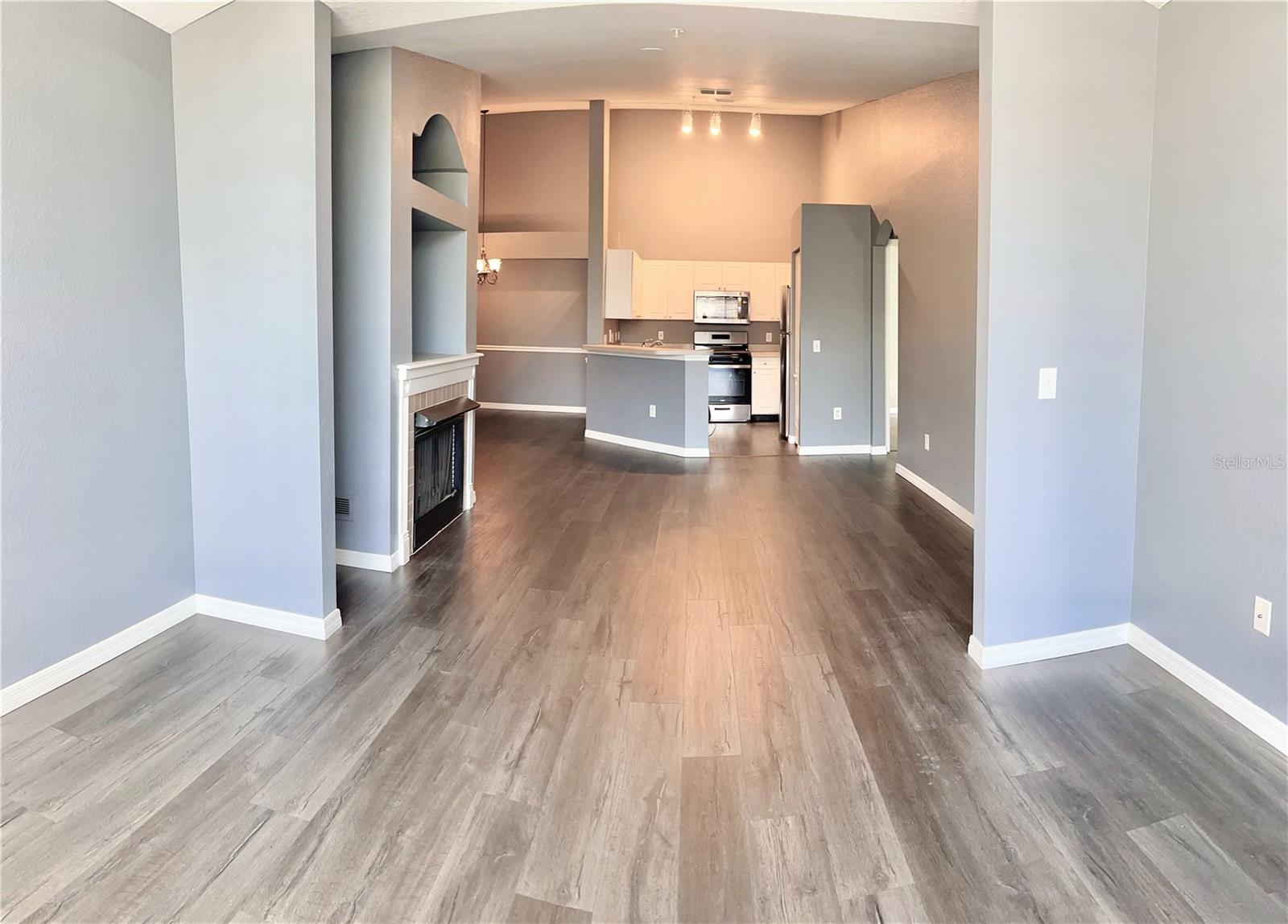3361 S KIRKMAN RD #821, ORLANDO, FL, 32811