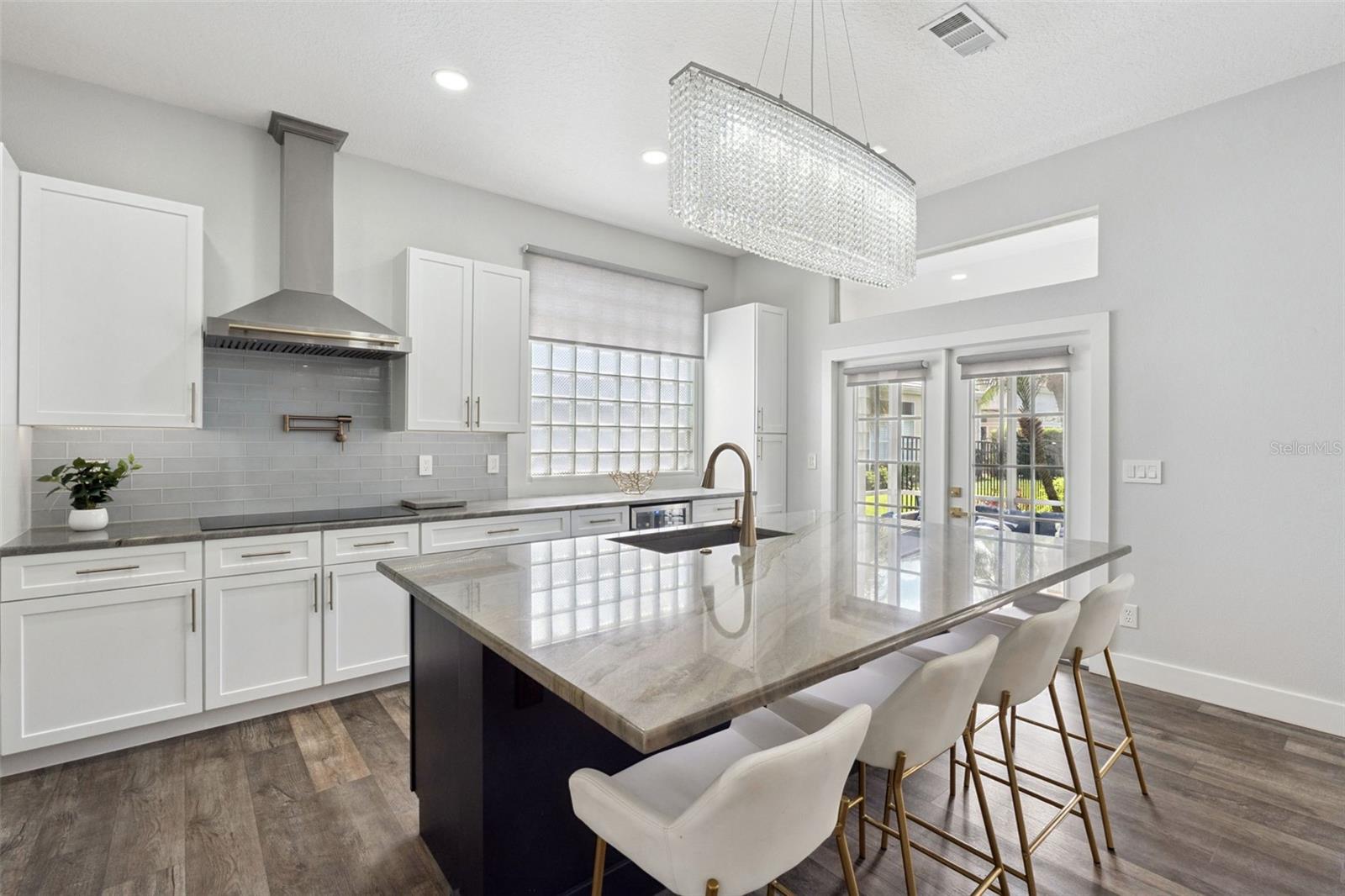 160 WIMBLEDON CIR, LAKE MARY, FL, 32746