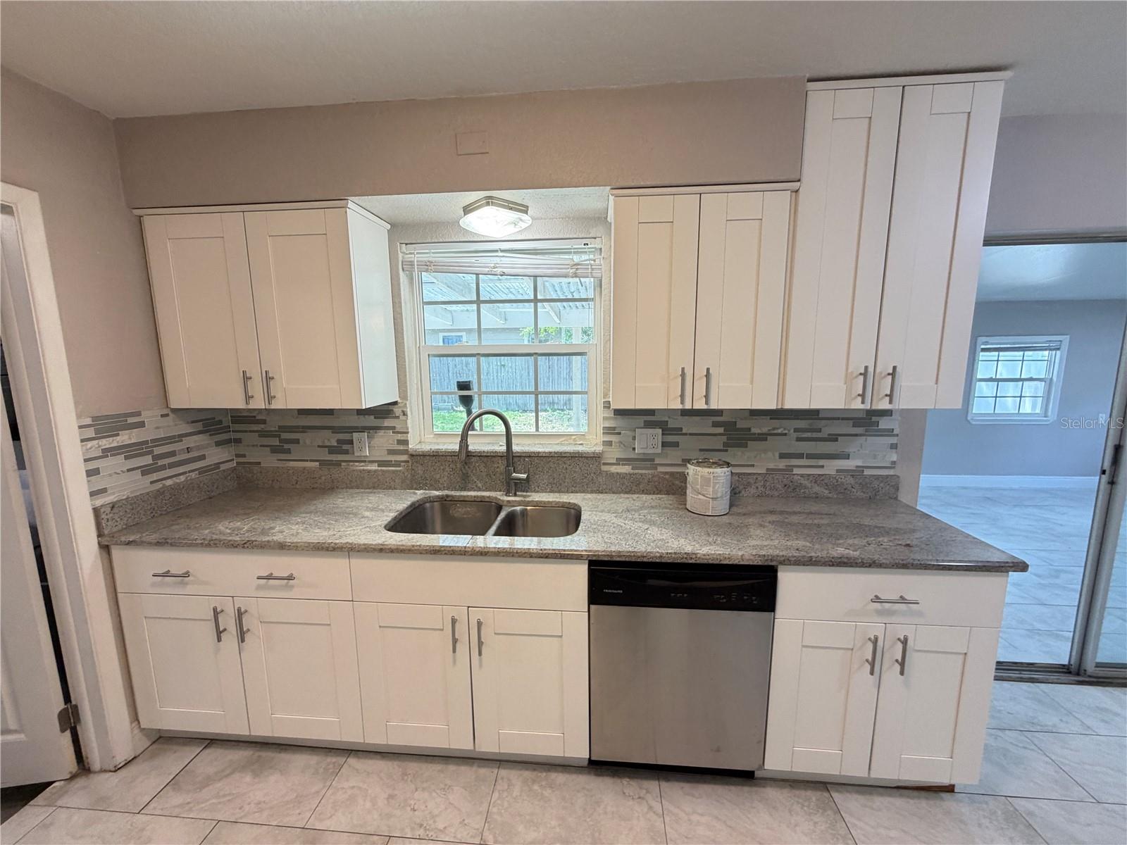 5830 COMMONWEALTH AVE N, ST PETERSBURG, FL, 33703