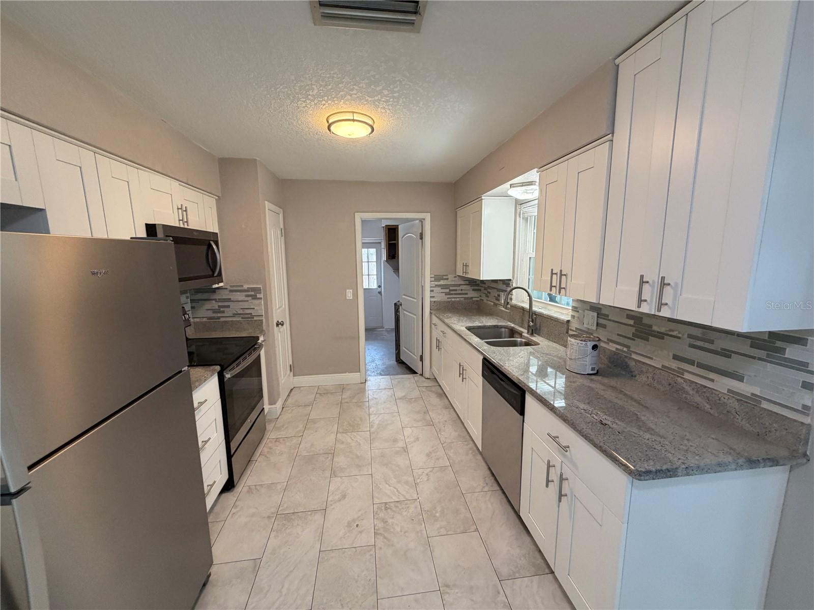 5830 COMMONWEALTH AVE N, ST PETERSBURG, FL, 33703