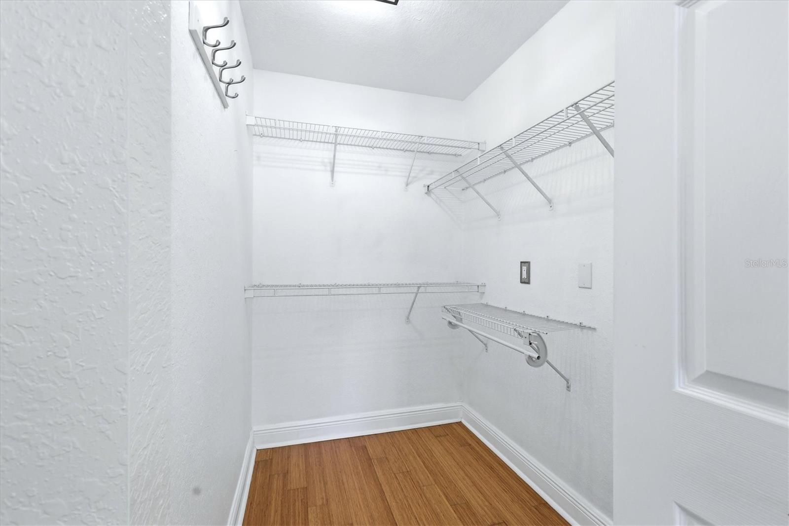 8911 MANOR LOOP #102, LAKEWOOD RANCH, FL, 34202