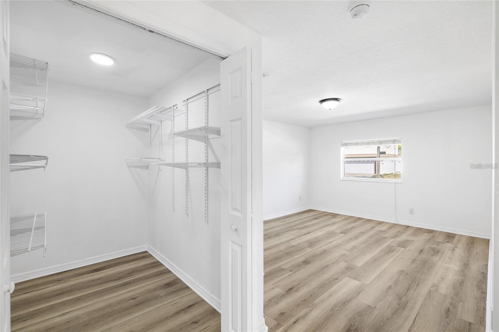 6150 101ST AVE N, PINELLAS PARK, FL, 33782