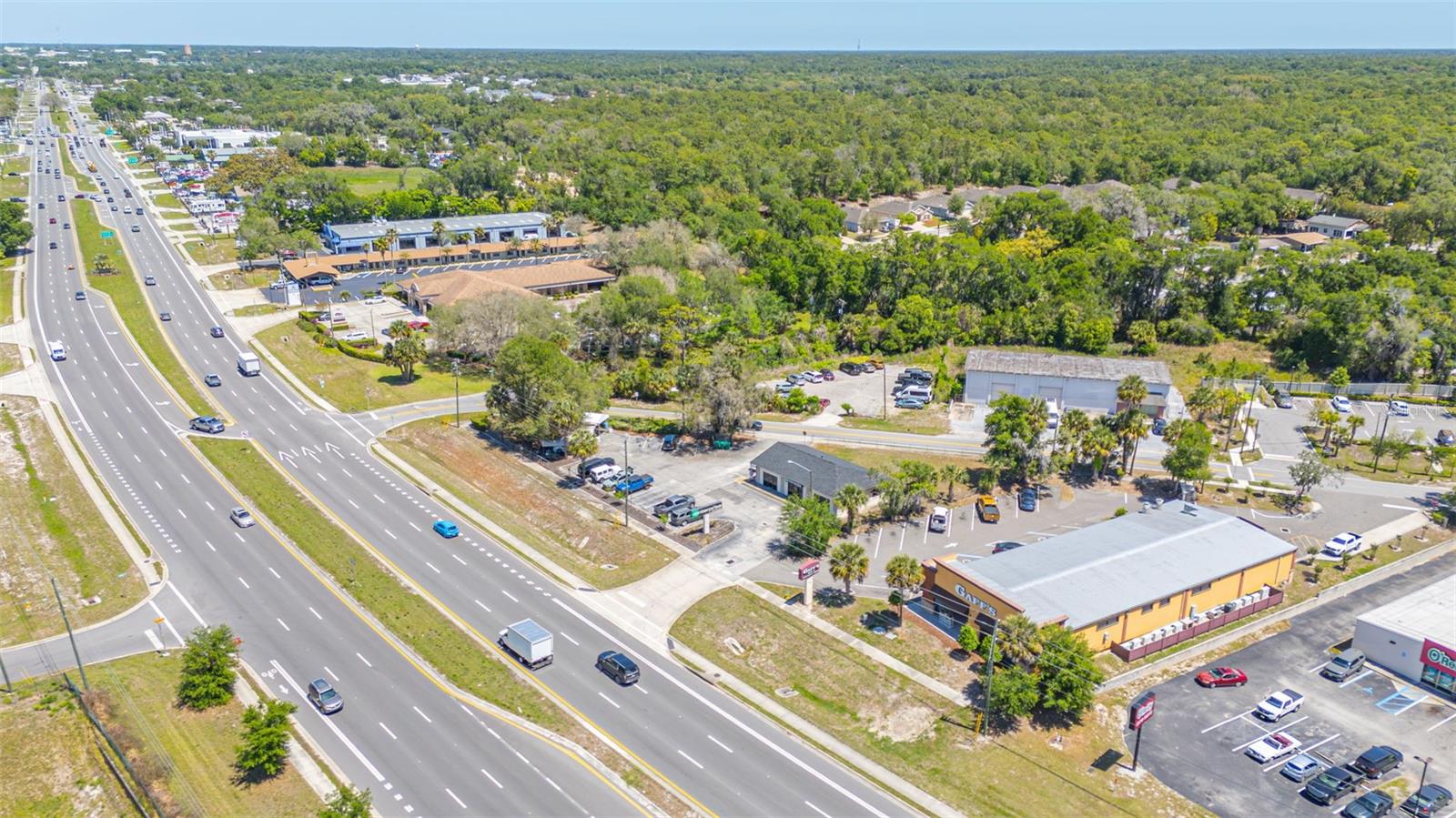 2055 S WOODLAND BLVD, DELAND, FL, 32720