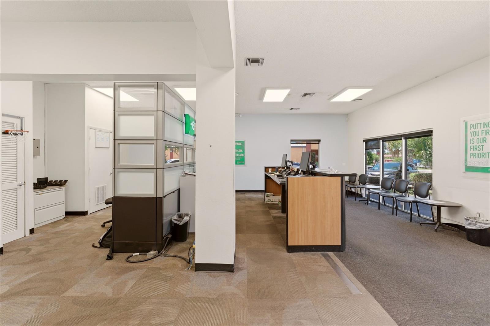 2055 S WOODLAND BLVD, DELAND, FL, 32720