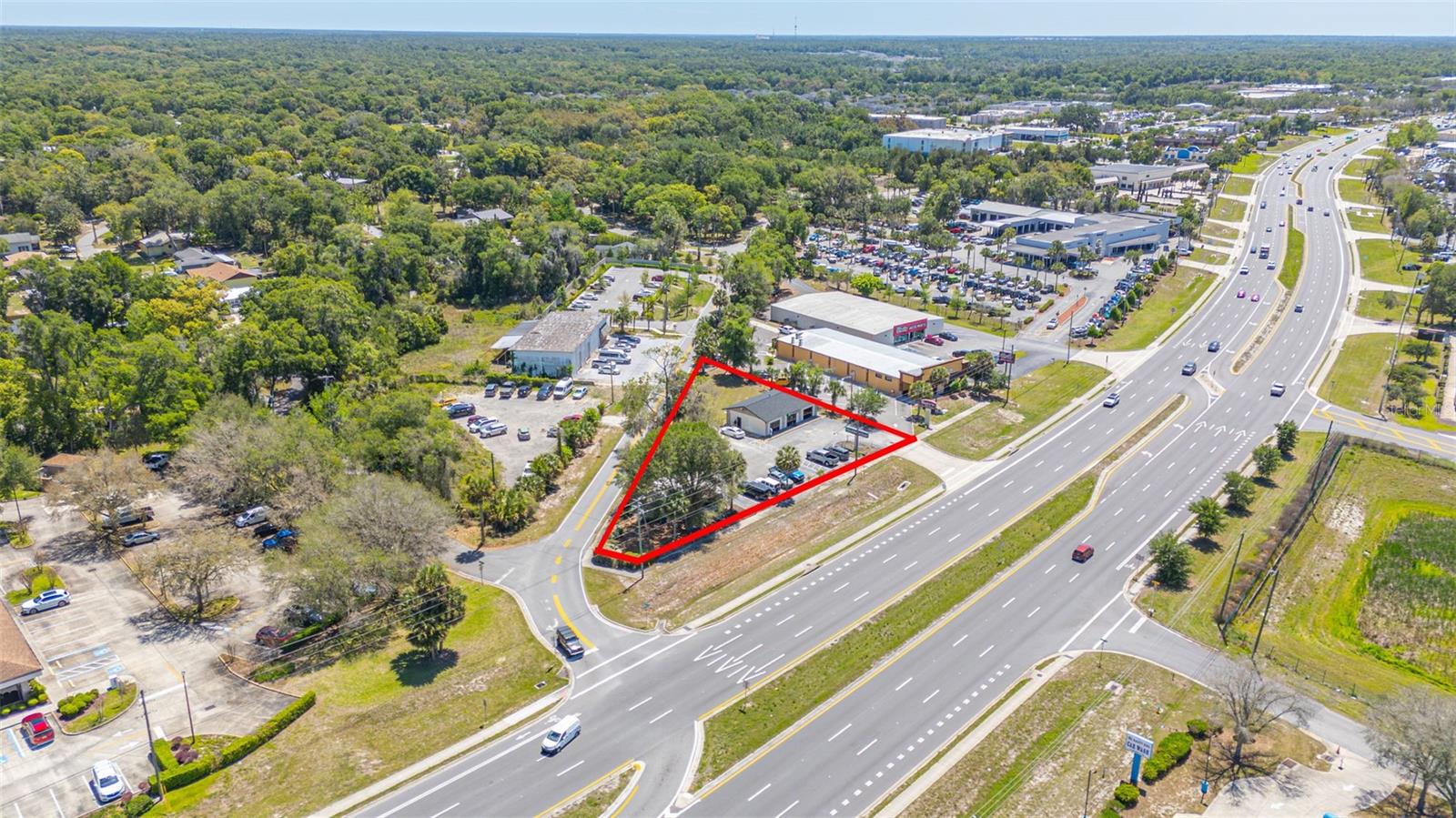 2055 S WOODLAND BLVD, DELAND, FL, 32720