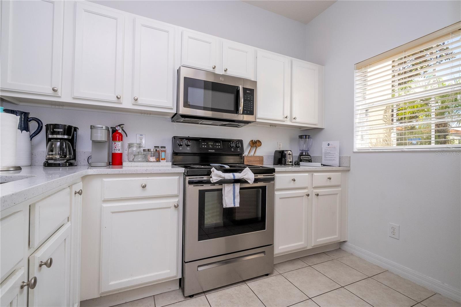 1120 LAS FUENTES DR, KISSIMMEE, FL, 34746