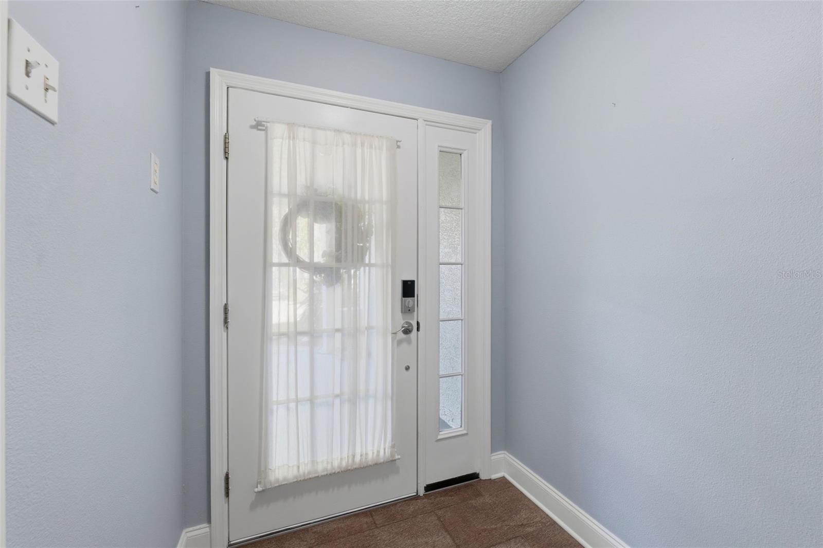 381 MADEIRA CIR, TIERRA VERDE, FL, 33715