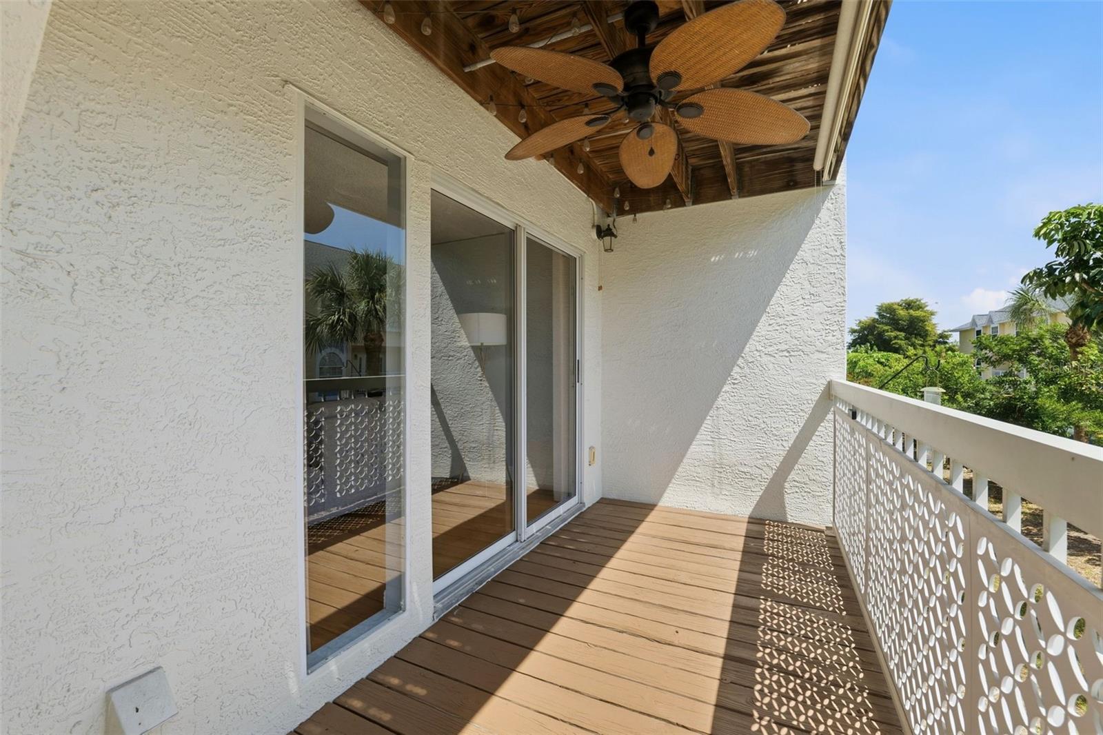 381 MADEIRA CIR, TIERRA VERDE, FL, 33715