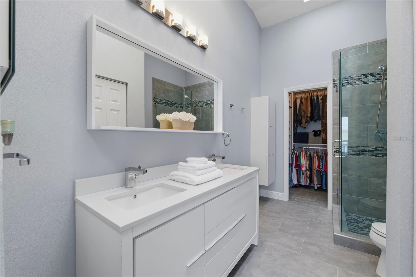 381 MADEIRA CIR, TIERRA VERDE, FL, 33715