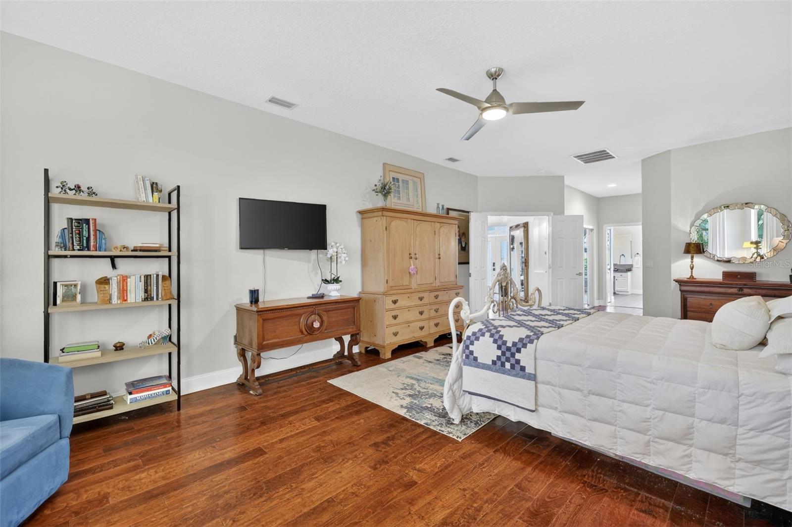 1760 EDGEWATER DR, MOUNT DORA, FL, 32757