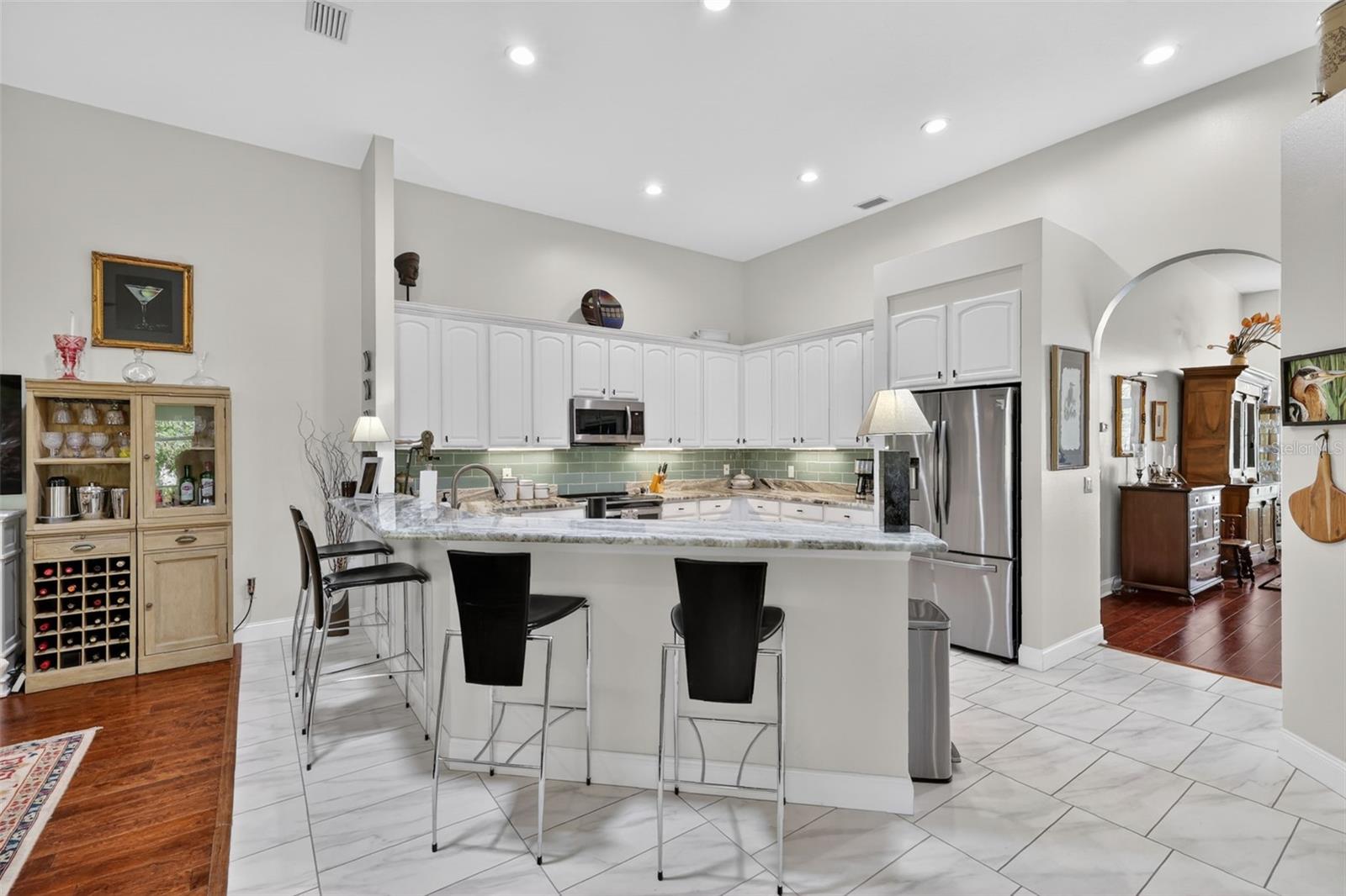 1760 EDGEWATER DR, MOUNT DORA, FL, 32757