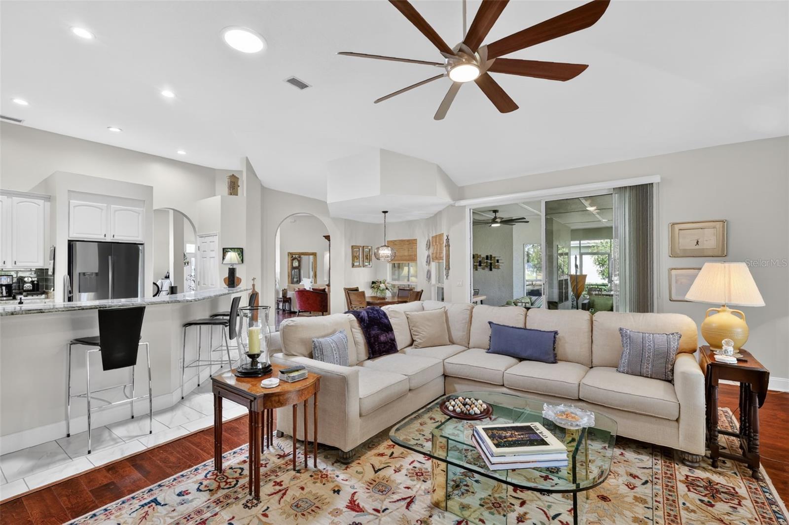 1760 EDGEWATER DR, MOUNT DORA, FL, 32757