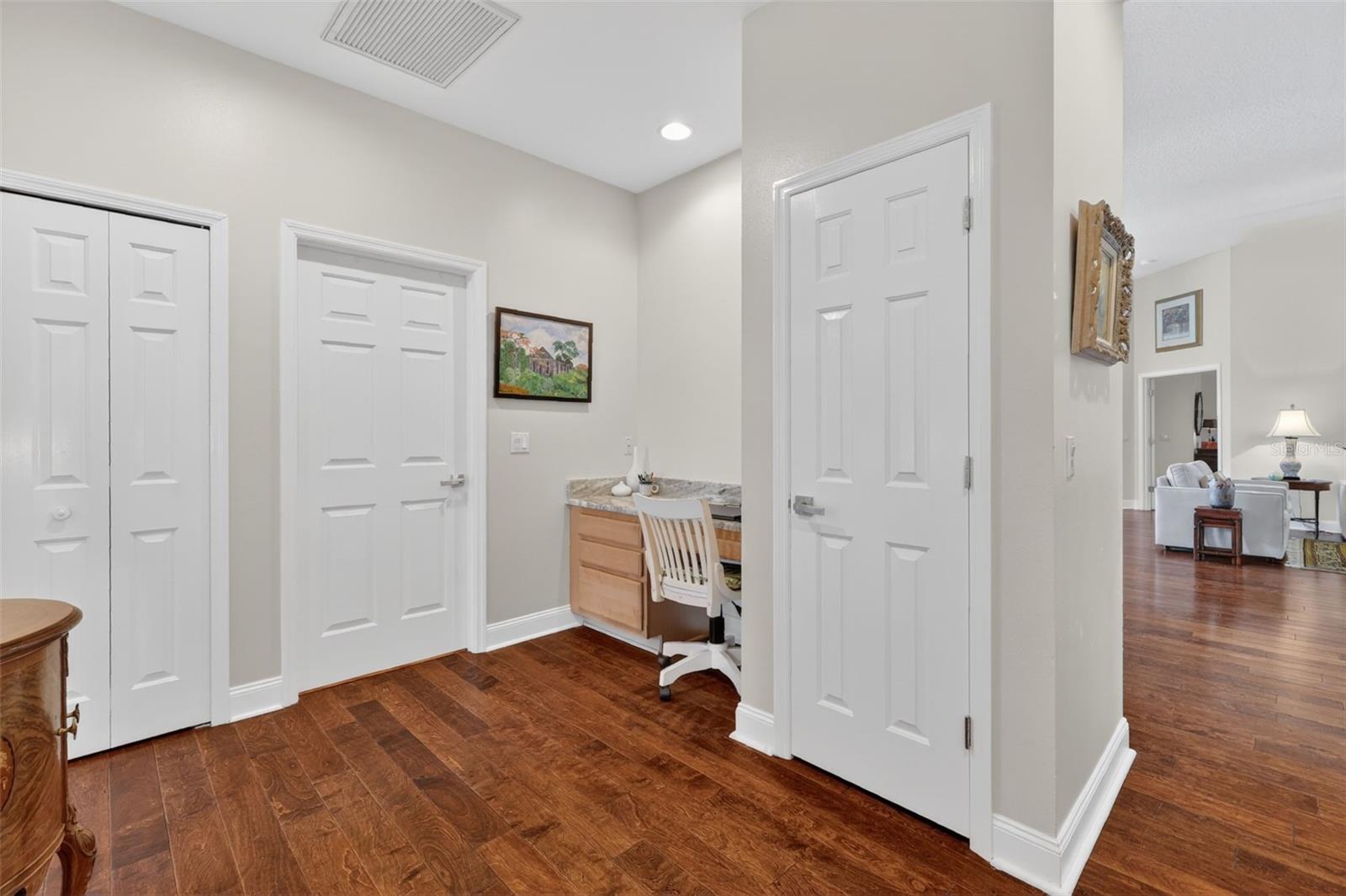 1760 EDGEWATER DR, MOUNT DORA, FL, 32757