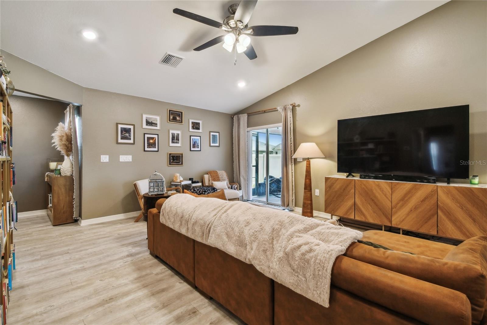 105 BLUE ALICE SPRING CT, RUSKIN, FL, 33570