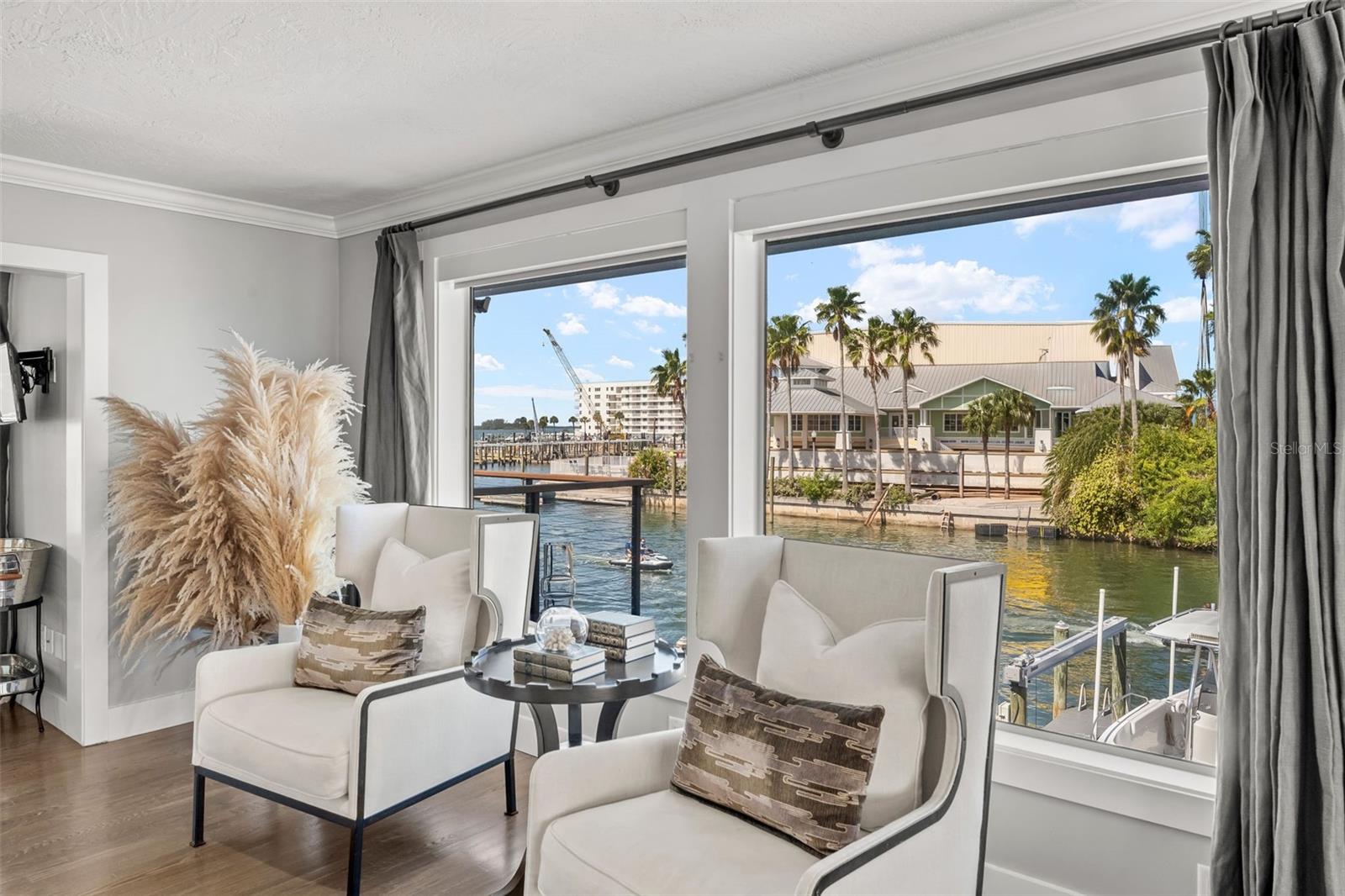 439 CAUSEWAY BLVD, DUNEDIN, FL, 34698