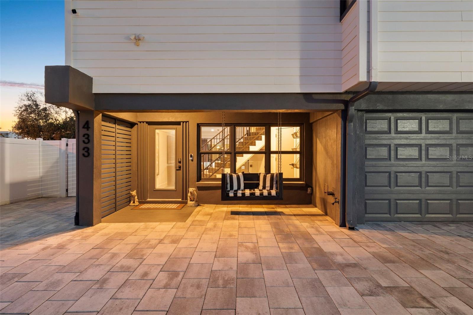 439 CAUSEWAY BLVD, DUNEDIN, FL, 34698