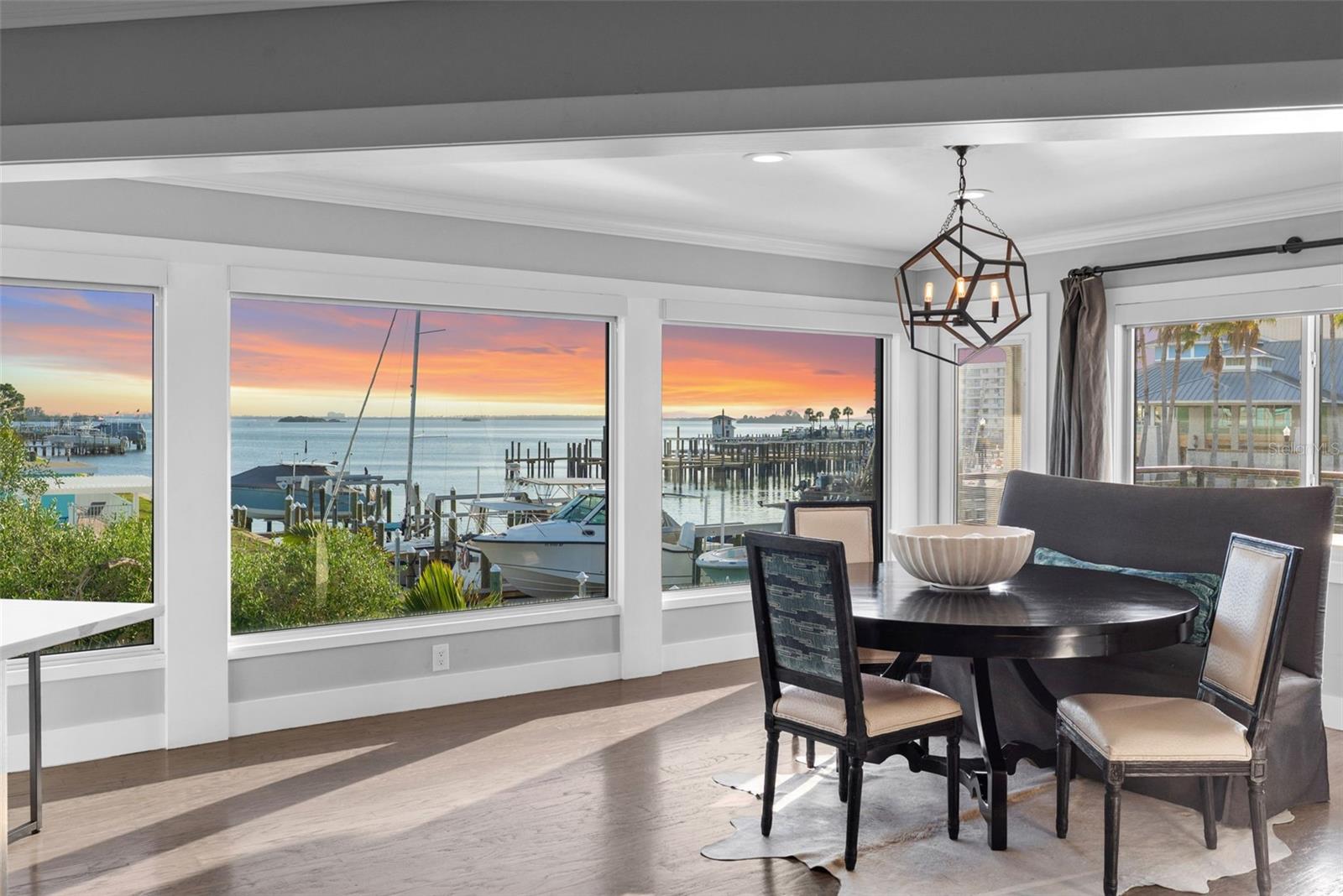 439 CAUSEWAY BLVD, DUNEDIN, FL, 34698