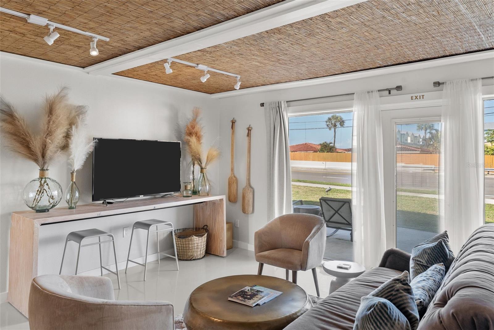 439 CAUSEWAY BLVD, DUNEDIN, FL, 34698