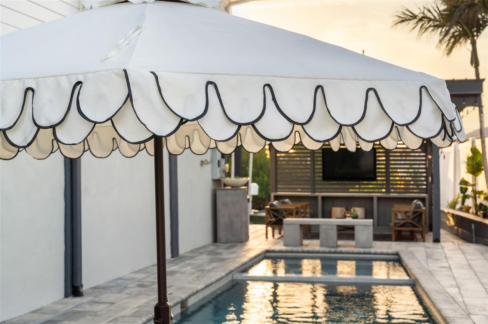 439 CAUSEWAY BLVD, DUNEDIN, FL, 34698