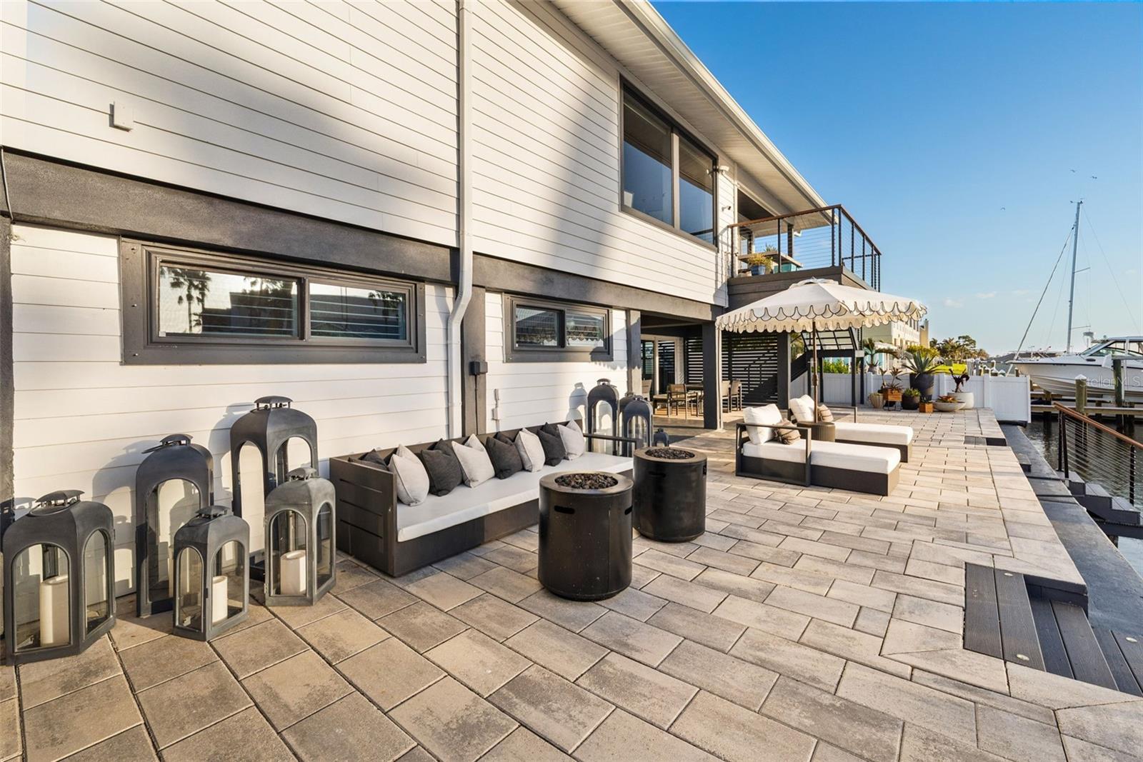 439 CAUSEWAY BLVD, DUNEDIN, FL, 34698