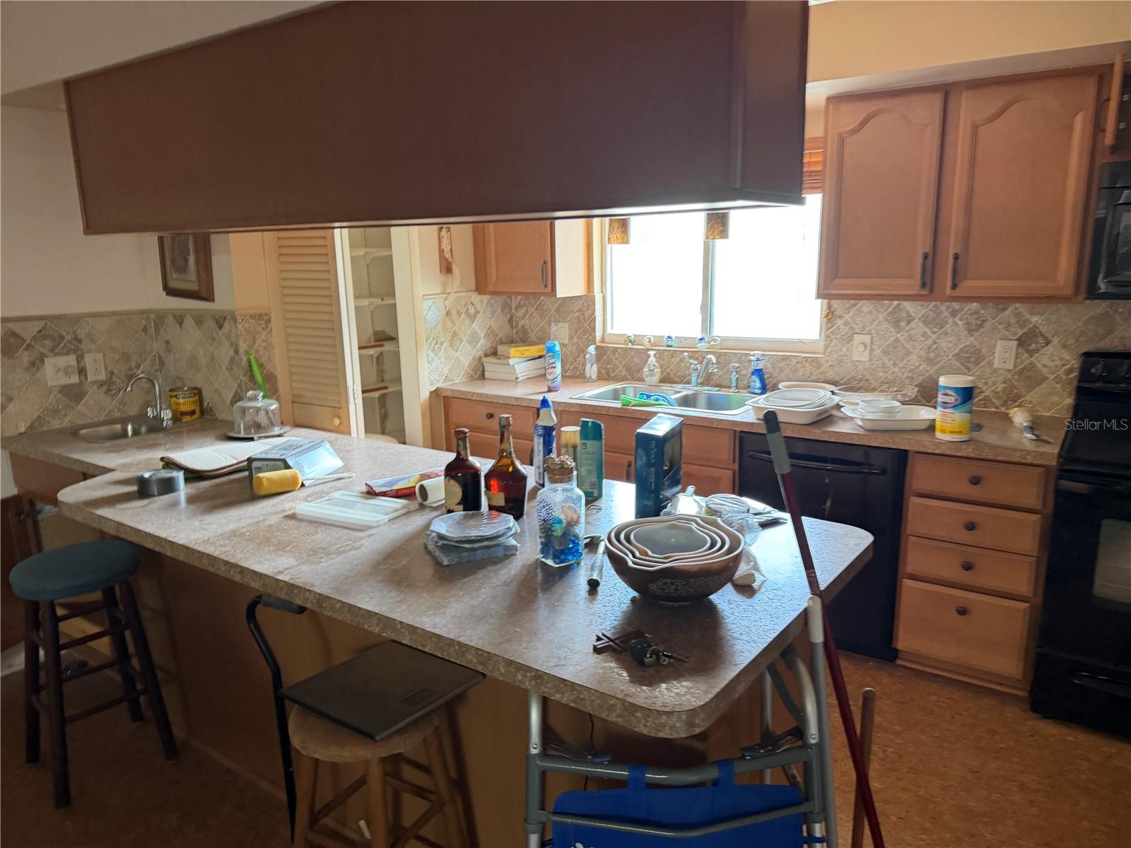 240 WINDWARD PSGE #1001, CLEARWATER BEACH, FL, 33767