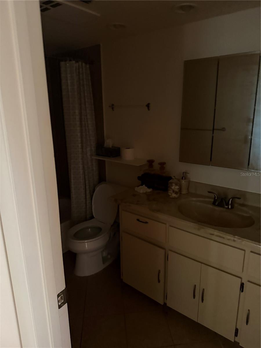 240 WINDWARD PSGE #1001, CLEARWATER BEACH, FL, 33767