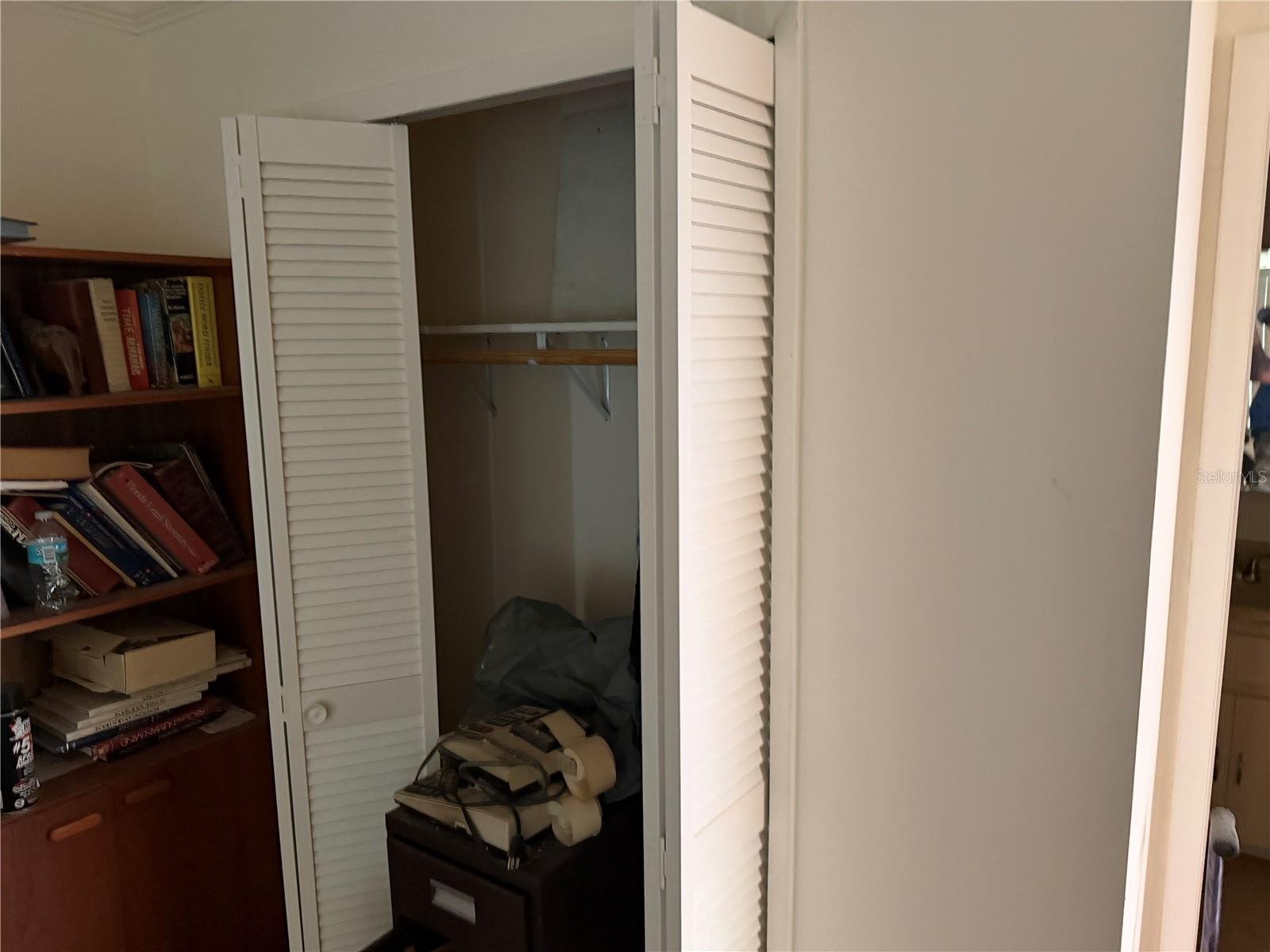 240 WINDWARD PSGE #1001, CLEARWATER BEACH, FL, 33767