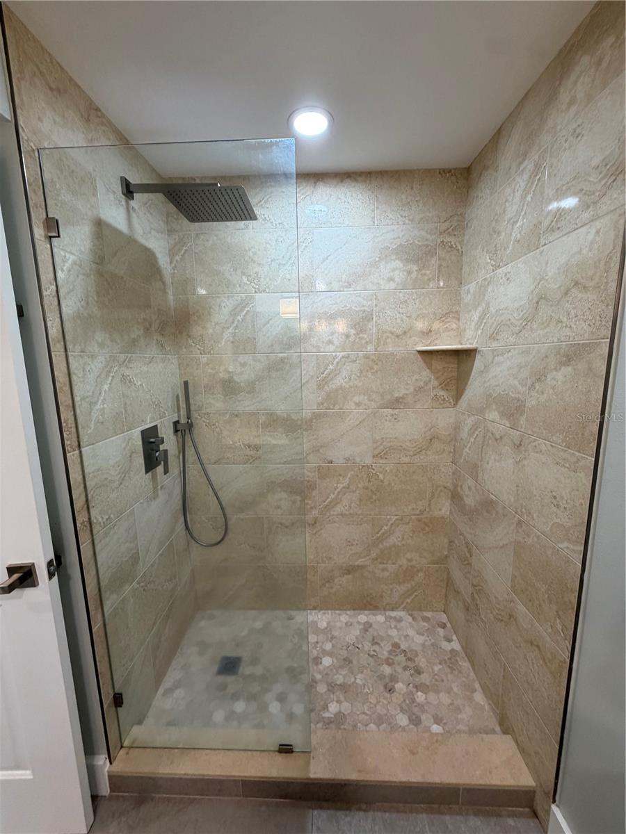 102 46TH AVENUE TER W #403, BRADENTON, FL, 34207