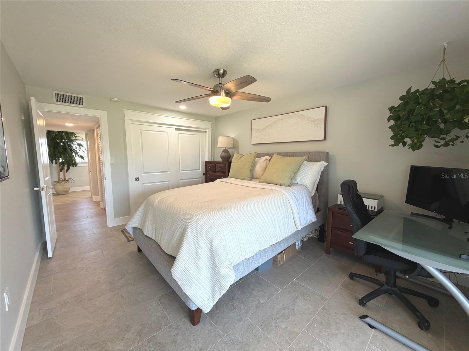 102 46TH AVENUE TER W #403, BRADENTON, FL, 34207