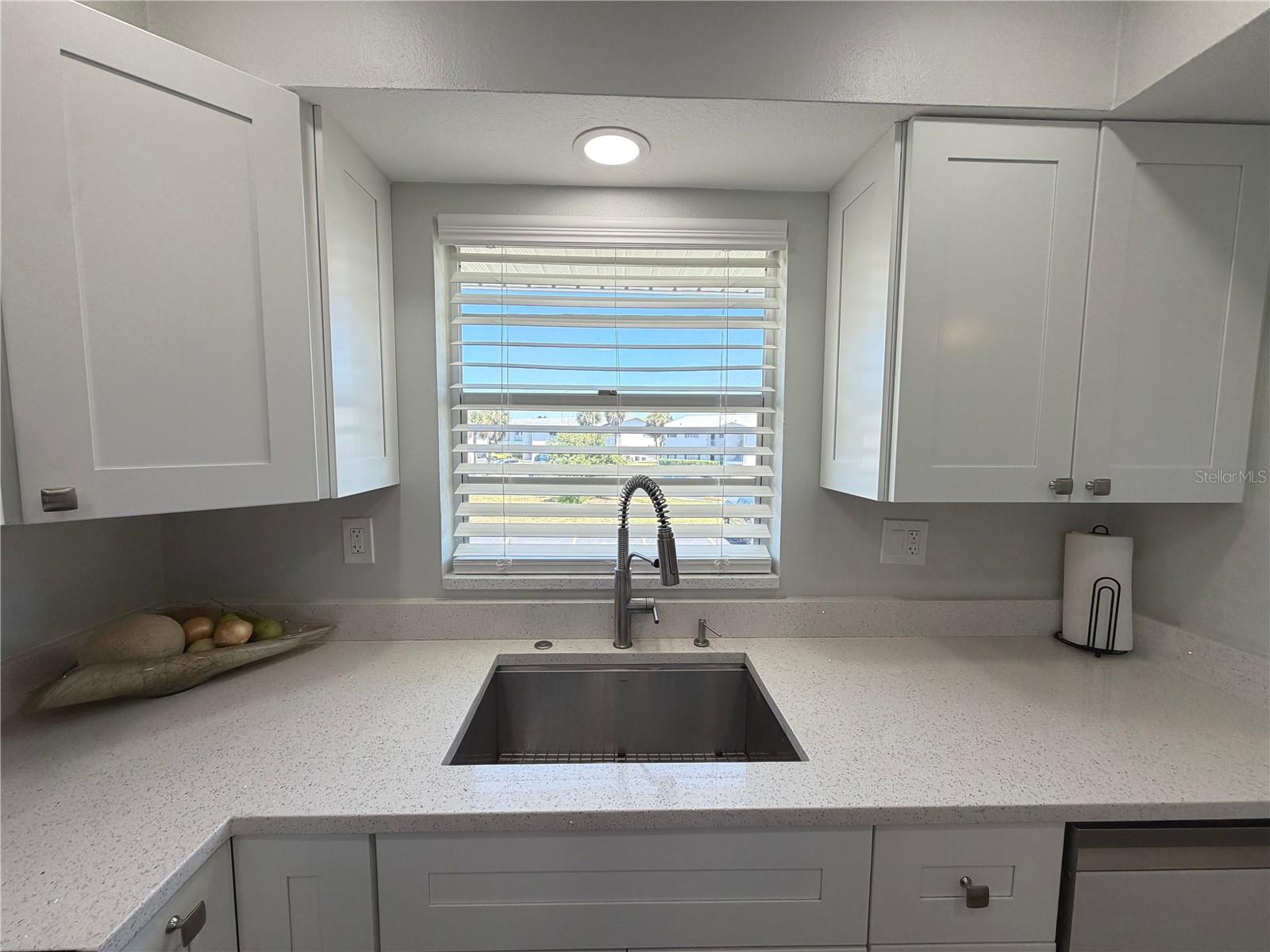 102 46TH AVENUE TER W #403, BRADENTON, FL, 34207