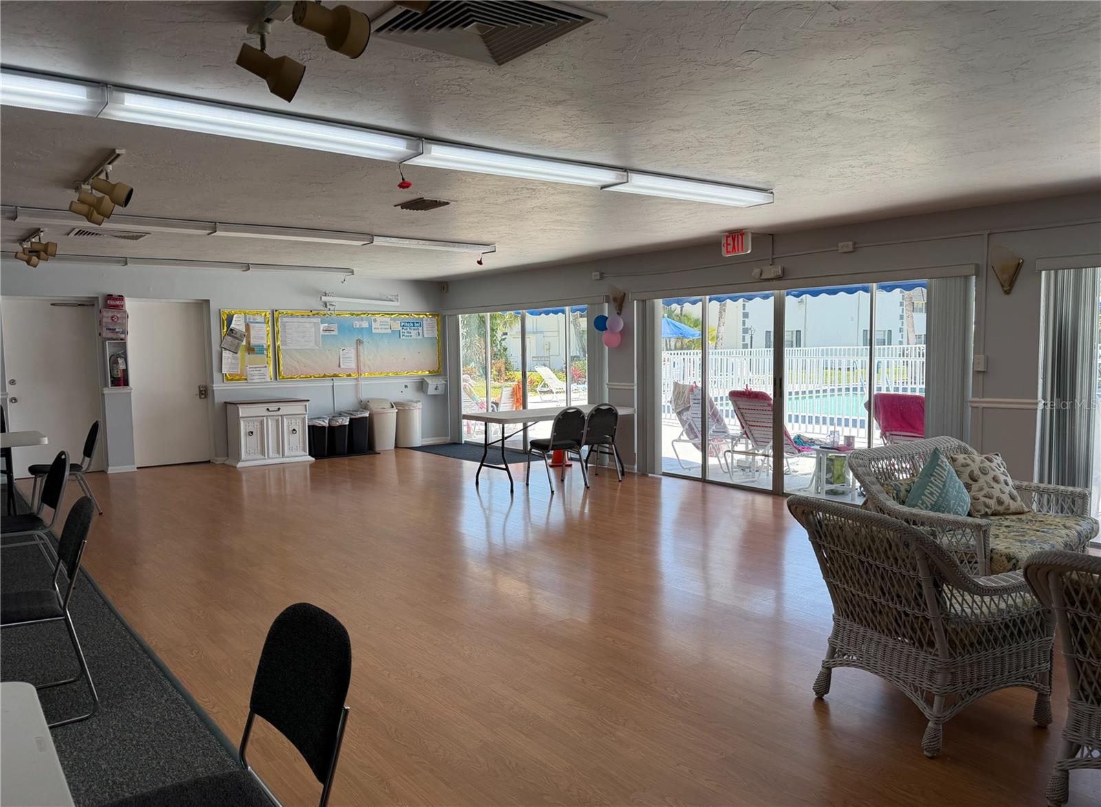 102 46TH AVENUE TER W #403, BRADENTON, FL, 34207