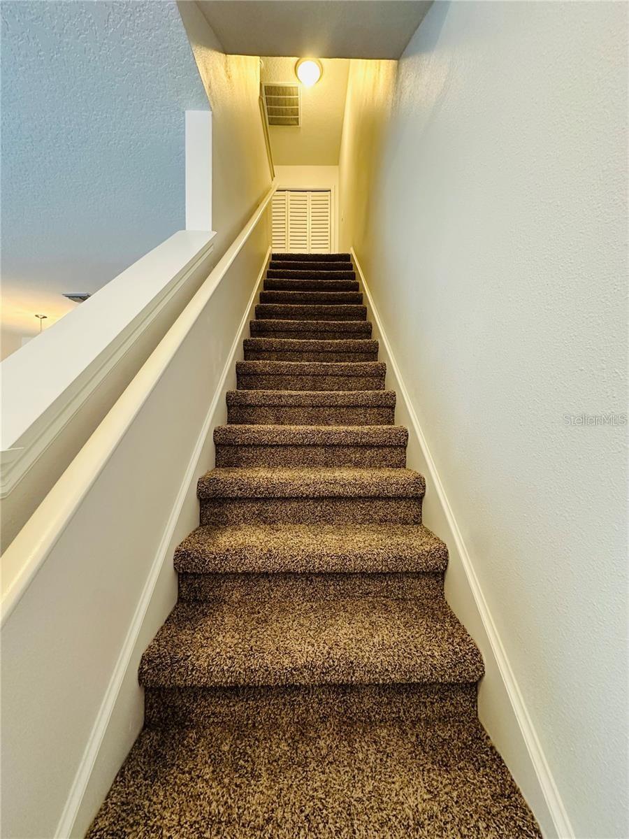 207 GOLDEN POND CT, VALRICO, FL, 33594