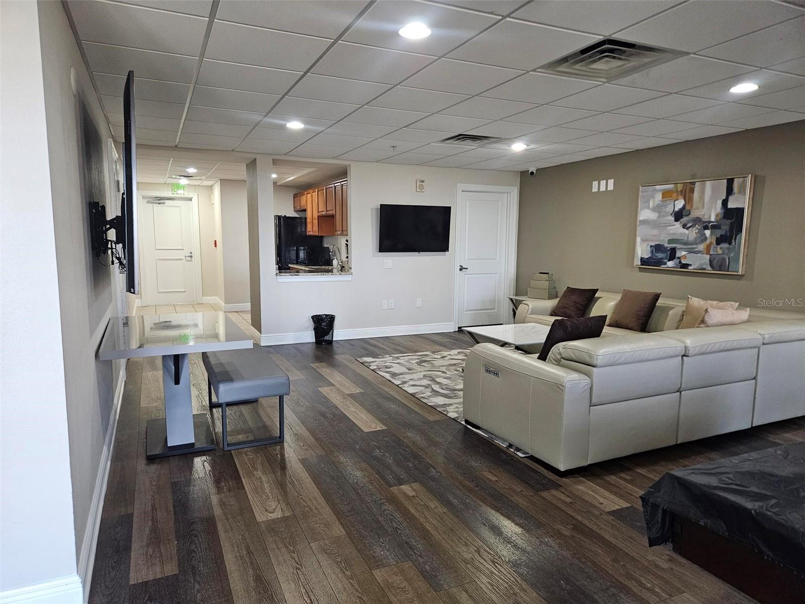 628 CLEVELAND ST #1313, CLEARWATER, FL, 33755