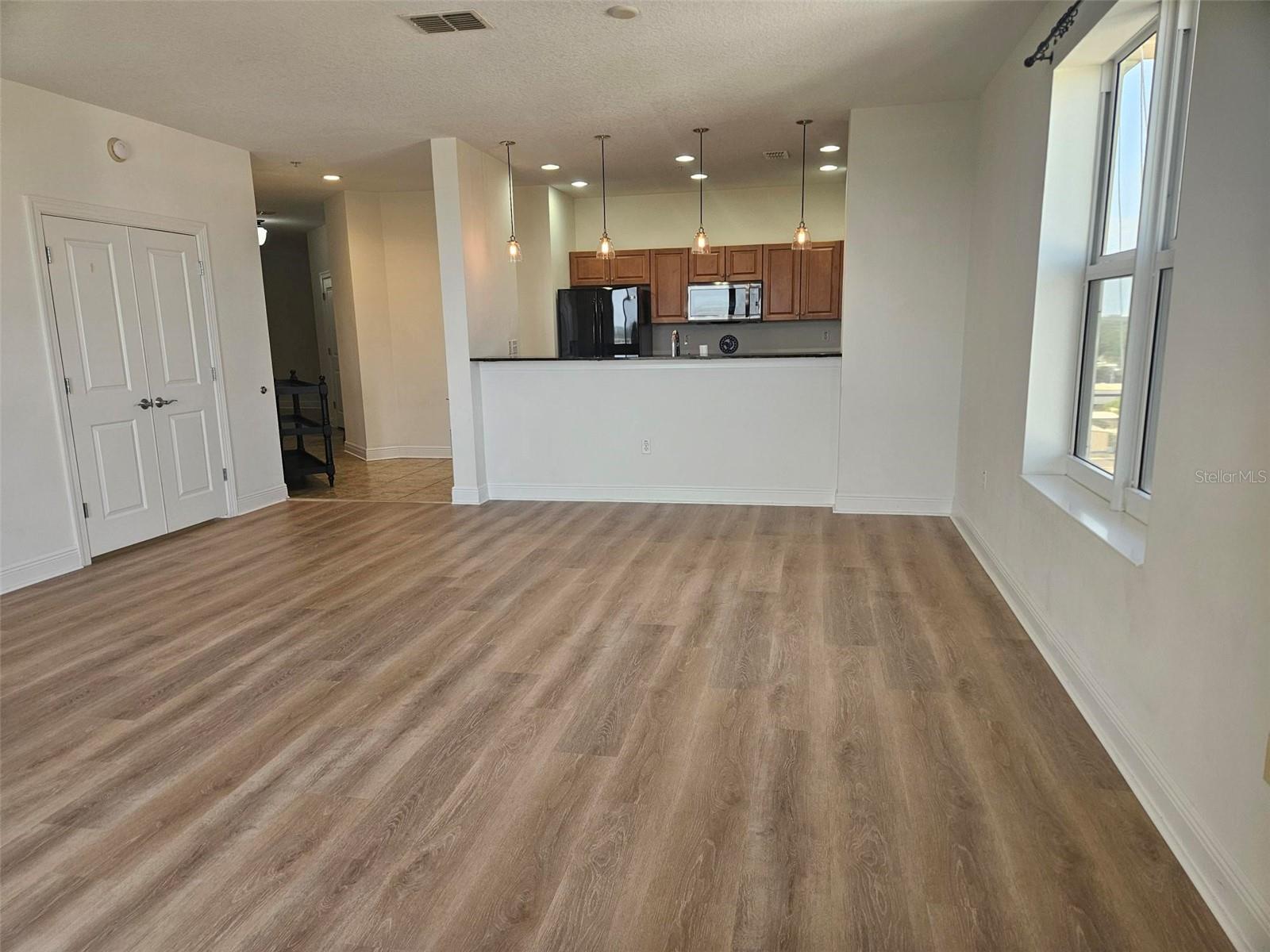 628 CLEVELAND ST #1313, CLEARWATER, FL, 33755