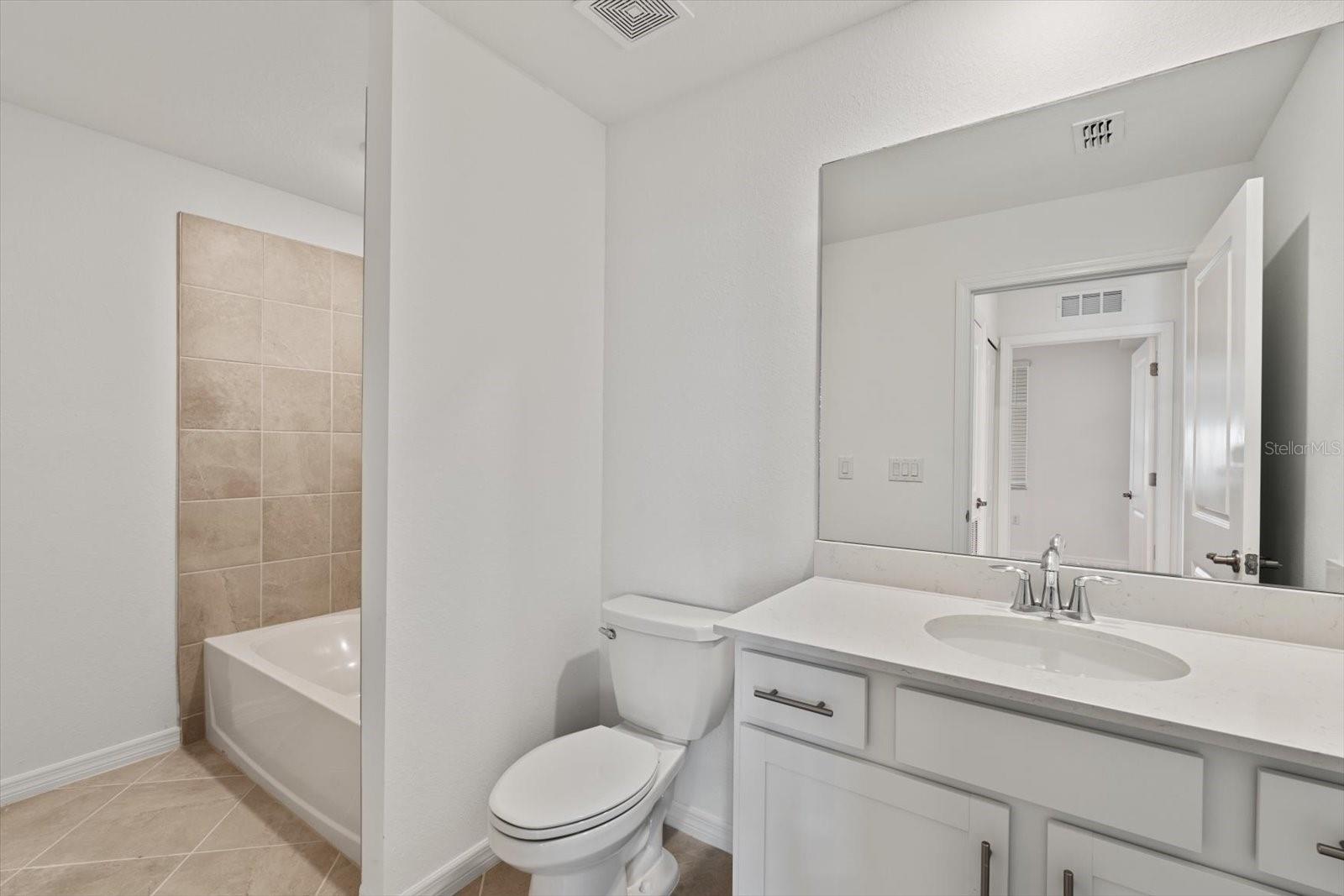 12180 WELLEN GOLF ST #305, VENICE, FL, 34293