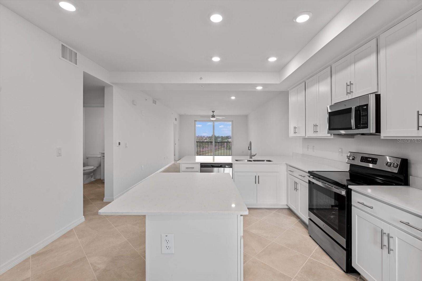 12180 WELLEN GOLF ST #305, VENICE, FL, 34293