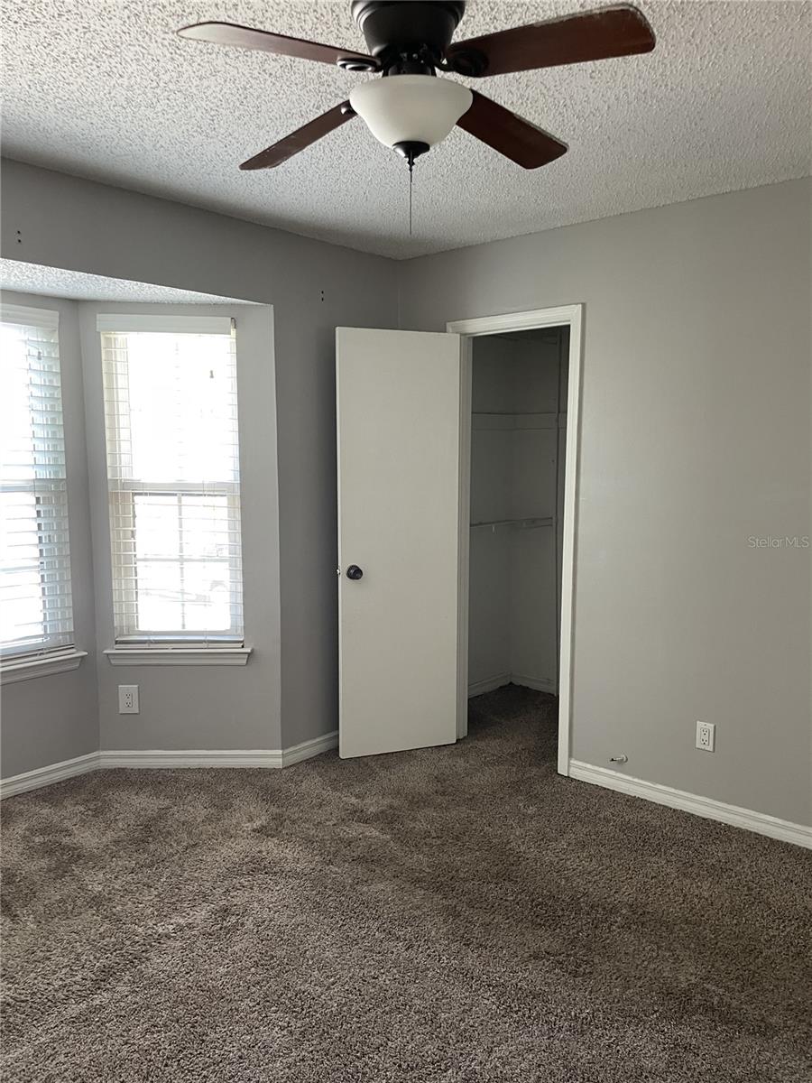 2302 MAKI RD #40, PLANT CITY, FL, 33563