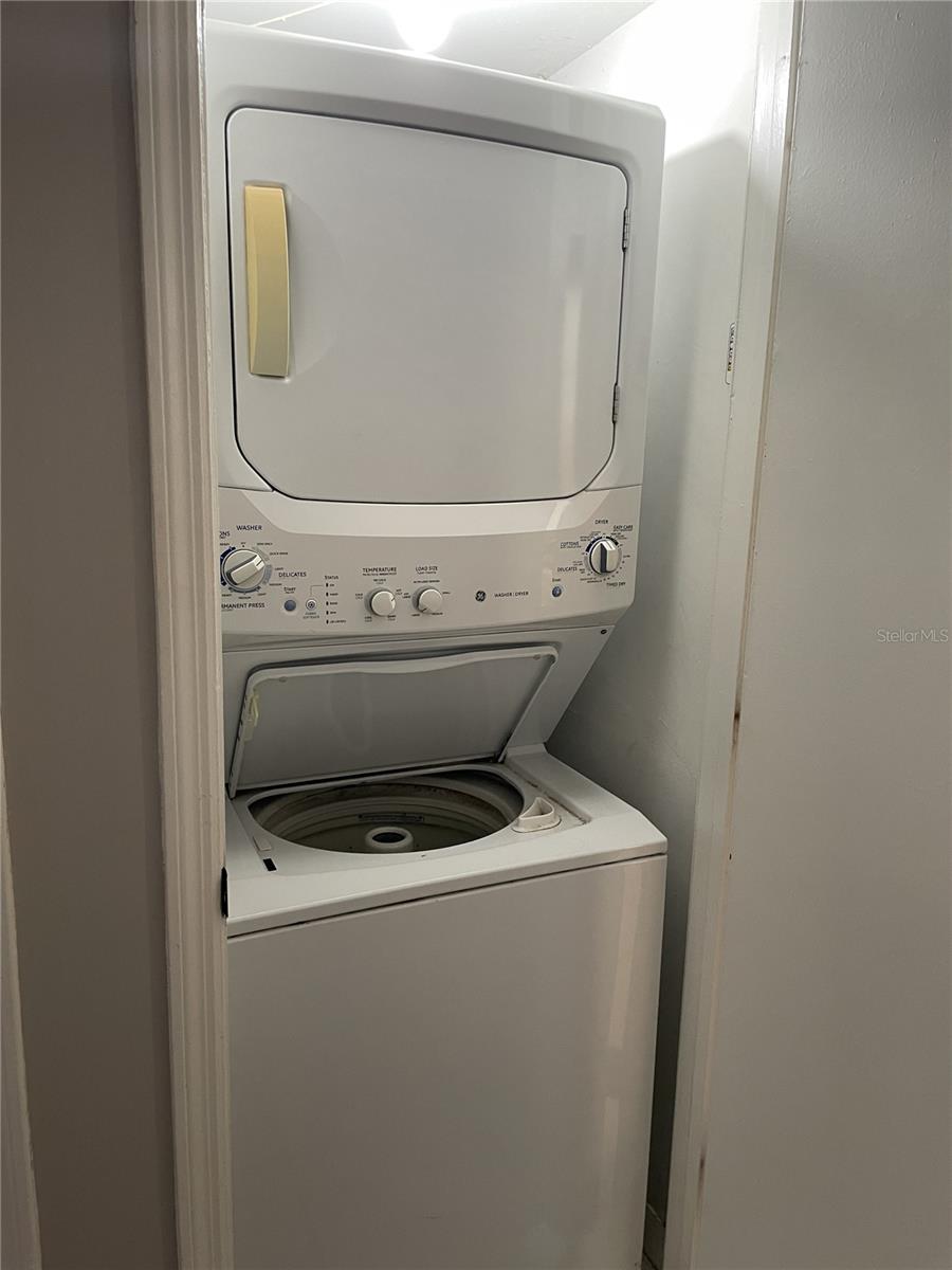 2302 MAKI RD #40, PLANT CITY, FL, 33563