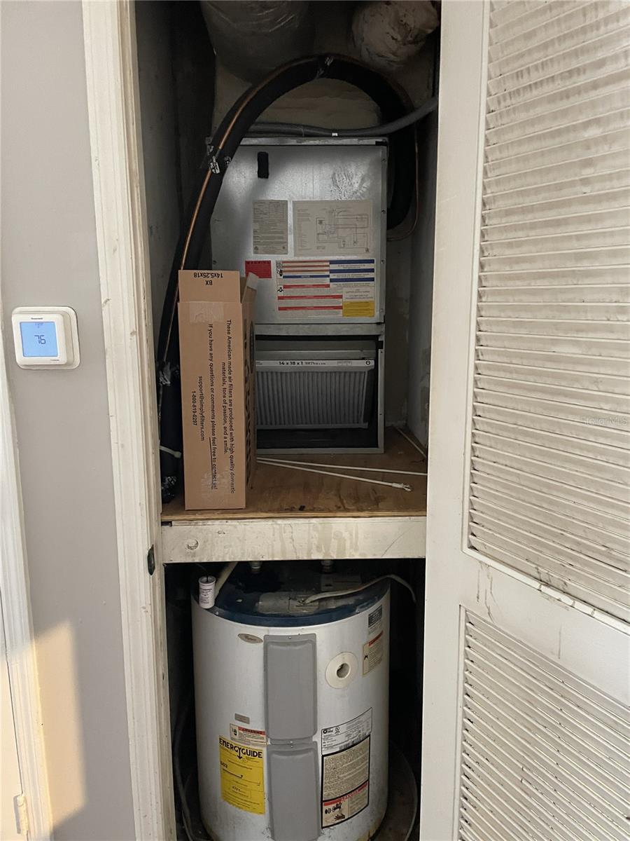 2302 MAKI RD #40, PLANT CITY, FL, 33563