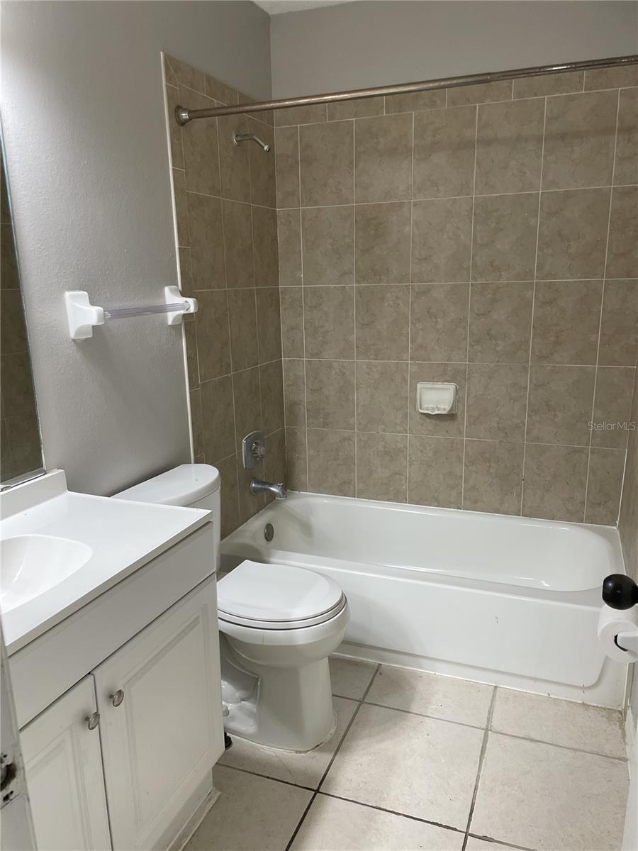 2302 MAKI RD #40, PLANT CITY, FL, 33563