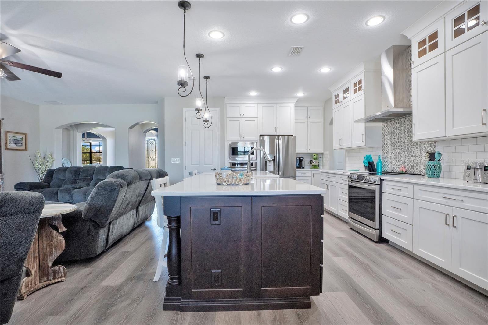 1342 HERITAGE LANDINGS DR, LAKELAND, FL, 33805