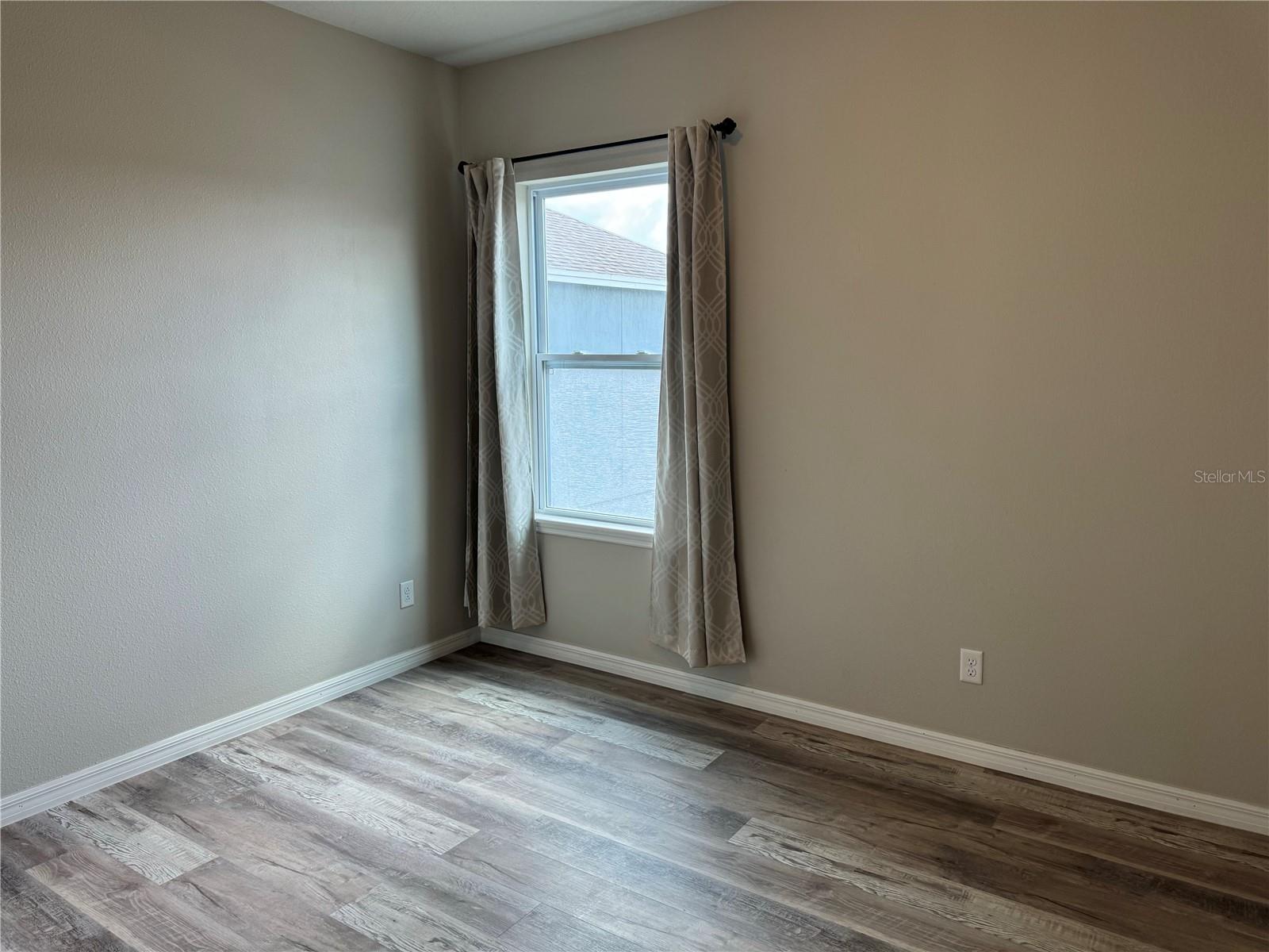 5912 VILLAGE CENTER DR, LITHIA, FL, 33547