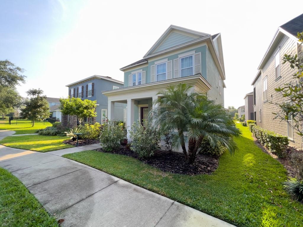 5912 VILLAGE CENTER DR, LITHIA, FL, 33547